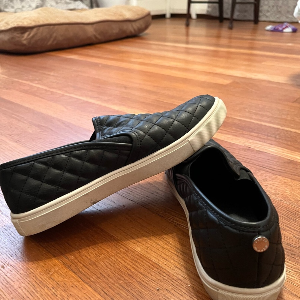 Steve Madden slip on sneakers